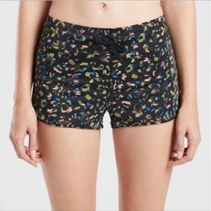 Athleta Leopard Surge Short